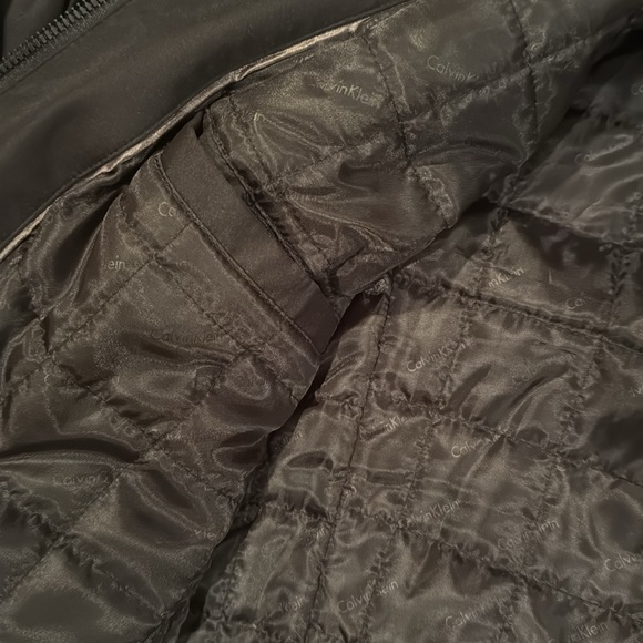 XL Men’s Calvin Klein bomber jacket - Picture 6 of 7